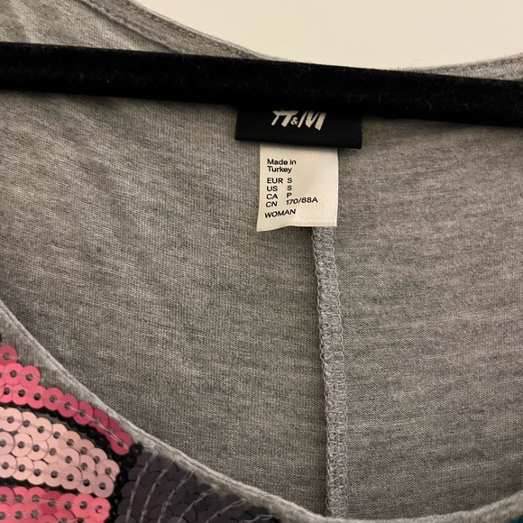 Off shoulder sequin shirt - Picture 2 of 5